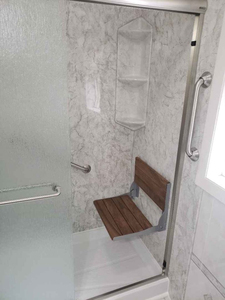 Featured: Easily Accessible Walk-In Shower – New York Sash