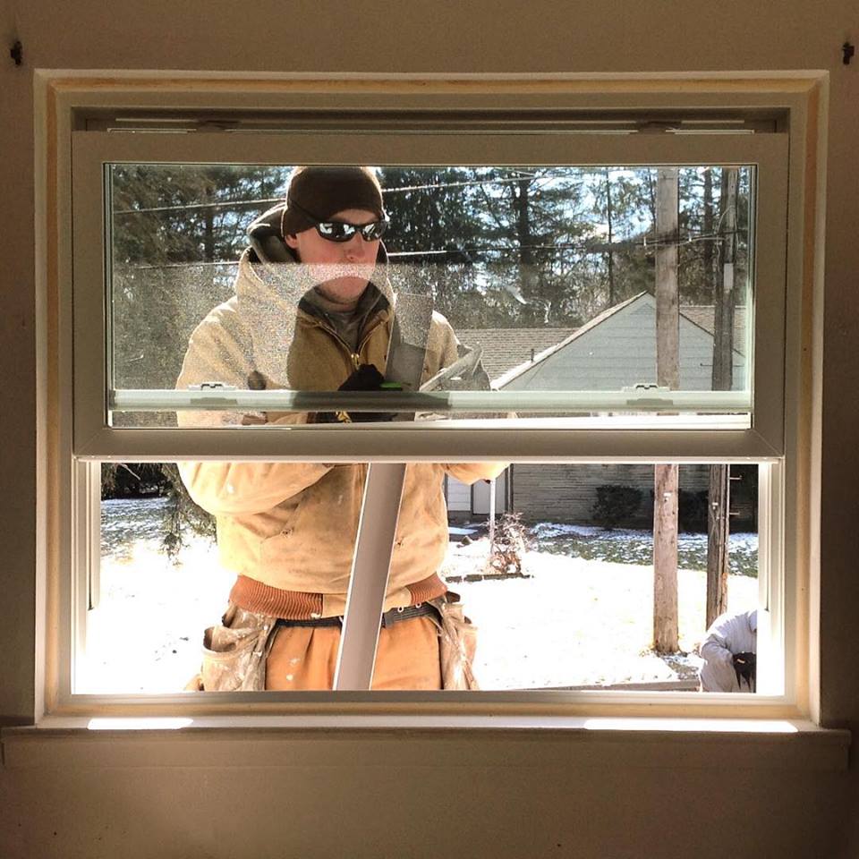 Grow your career and your skills. Immediate opening for window and siding installers! Ideal candidates will have basic carpentry skills and experience using power tools.