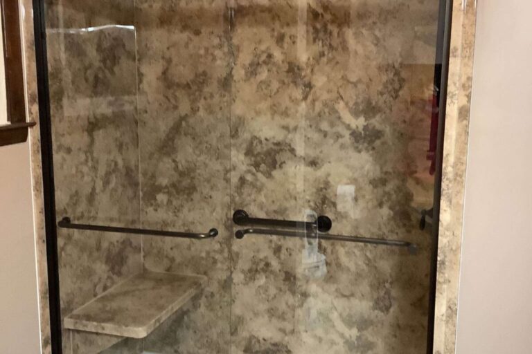 Featured: Easily Accessible Walk-In Shower – New York Sash